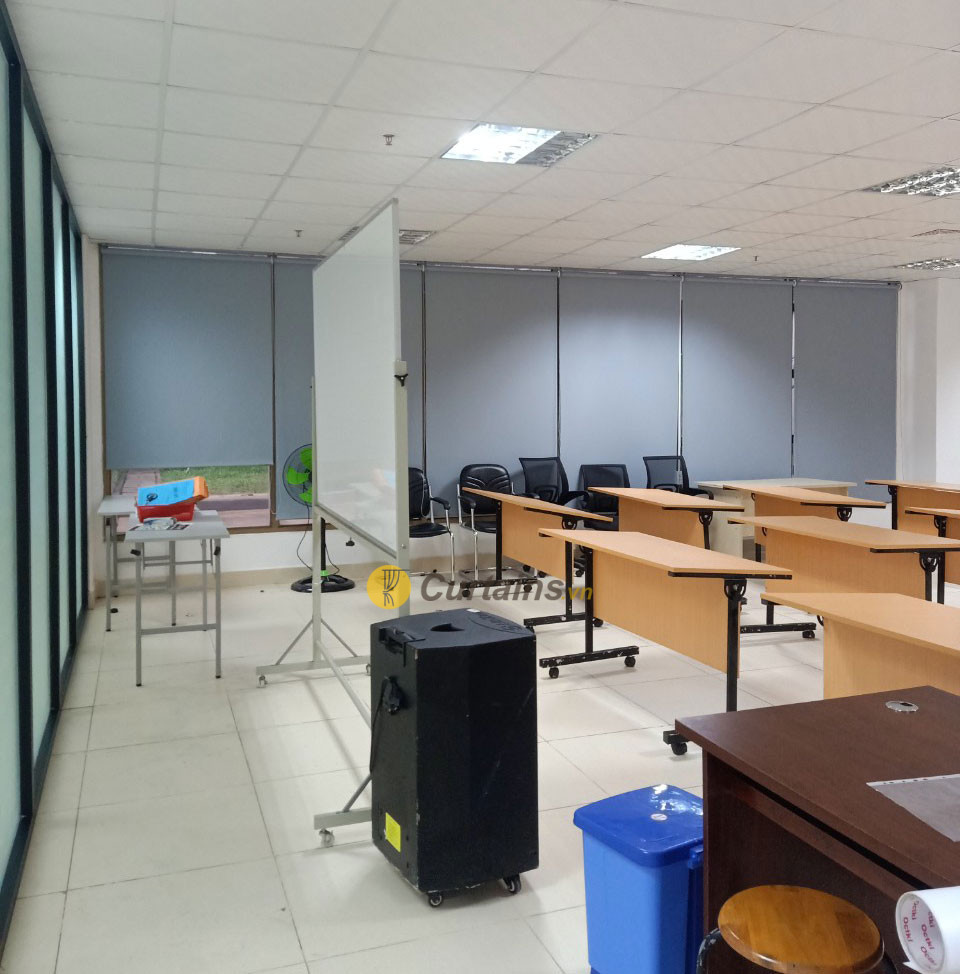 Cửa rèm cuốn văn phòng giá xưởng miễn phí lắp đặt Cửa rèm cuốn văn phòng giá xưởng miễn phí lắp đặt