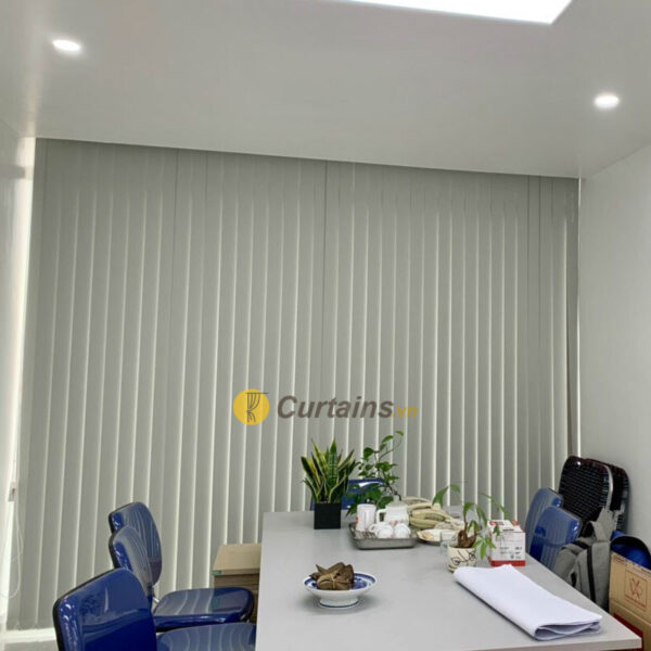 Rèm cửa lá dọc tphcm, thi công lắp đặt miễn phí 24h
